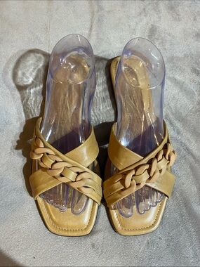 Tamaris Women’s Tan Chain-Detail Flat Slide Sandals 🆕